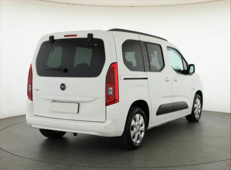 Opel Combo - hlavní fotka