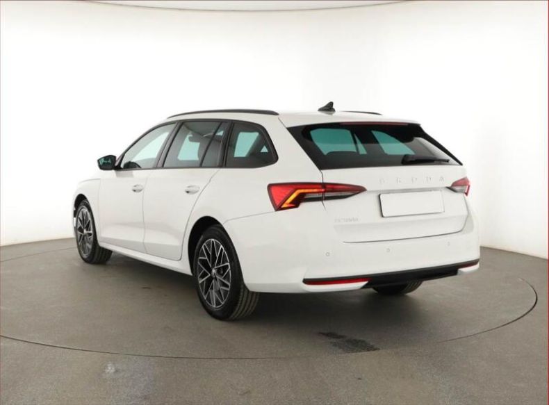 Škoda Octavia - hlavní fotka