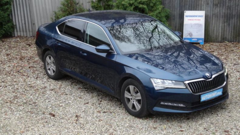 Škoda Superb - hlavní foto
