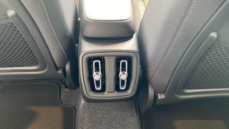 Volvo XC40 - hlavní fotka