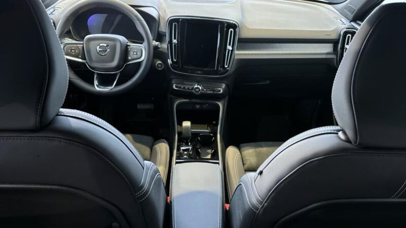 Volvo XC40 - hlavní fotka