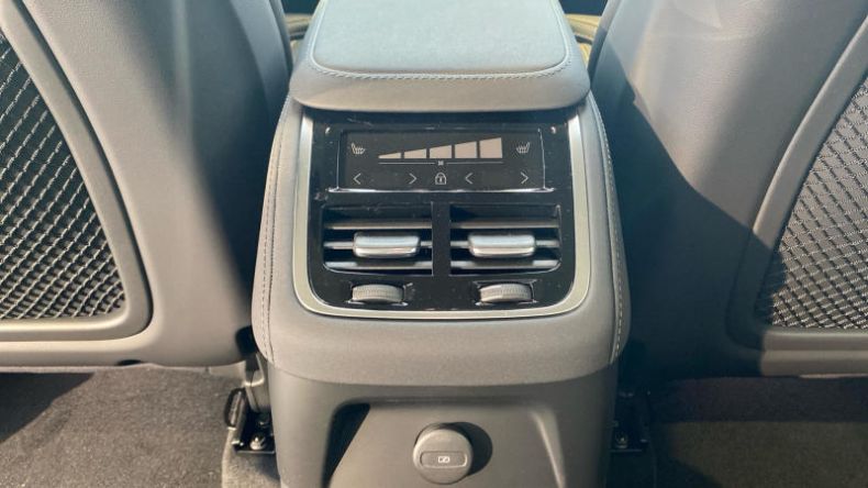 Volvo XC90 - hlavní fotka