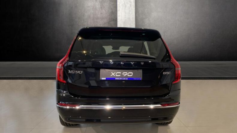 Volvo XC90 - hlavní fotka