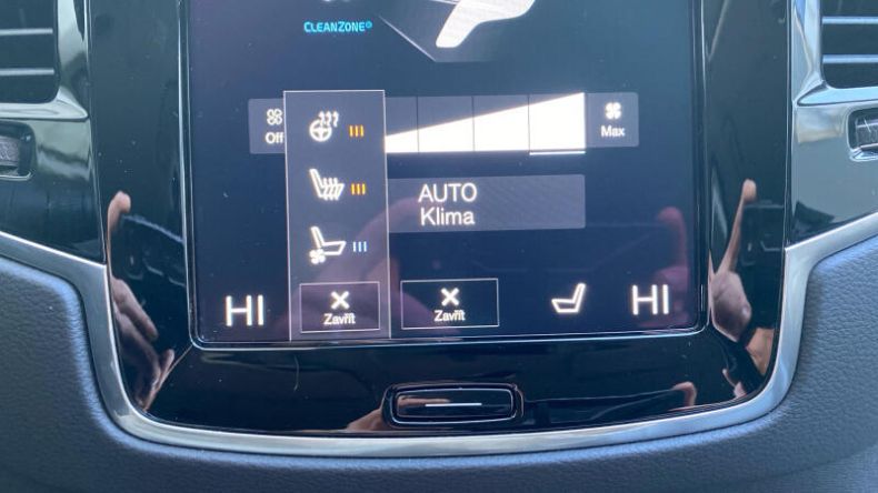 Volvo XC90 - hlavní fotka