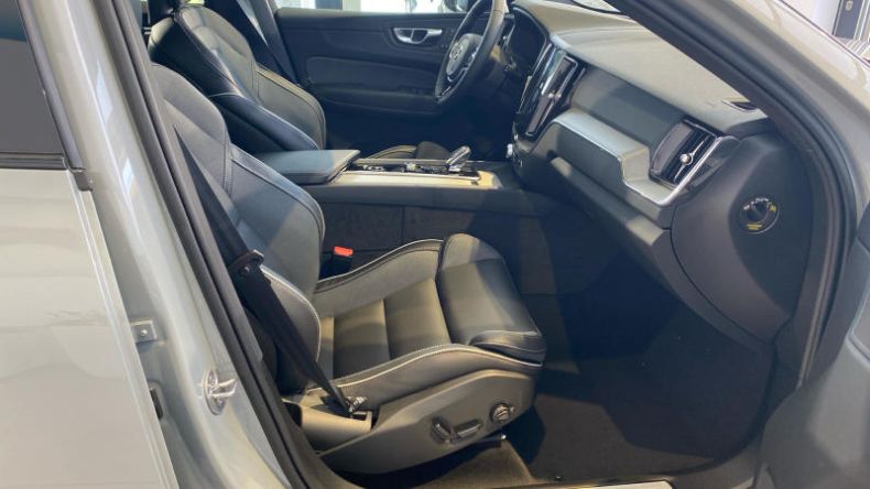 Volvo XC60 - hlavní fotka