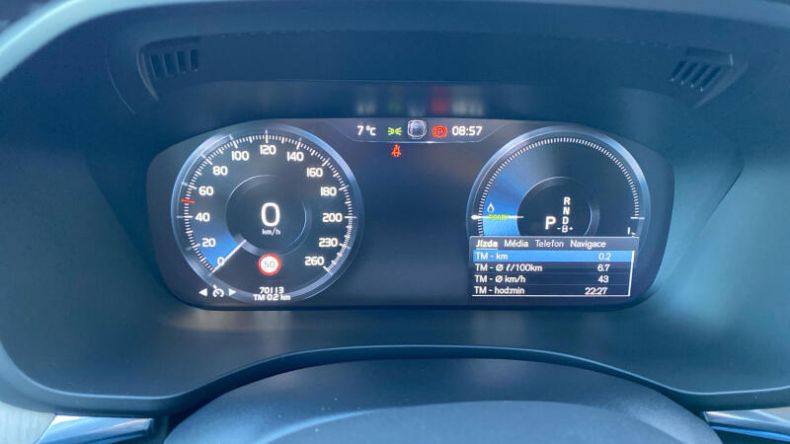 Volvo XC60 - hlavní fotka