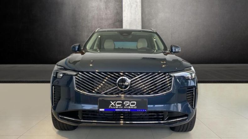 Volvo XC90 - hlavní foto