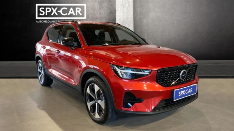 Volvo XC40 - hlavní foto