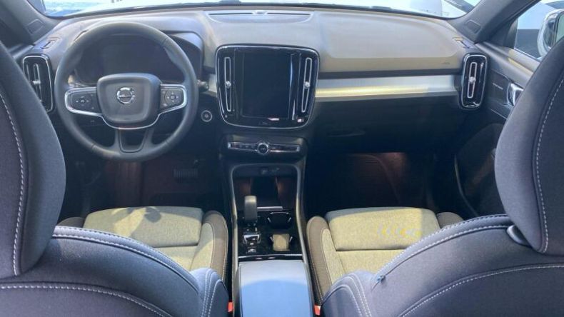 Volvo XC40 - hlavní fotka