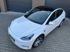 Tesla Model Y - fotka číslo 2