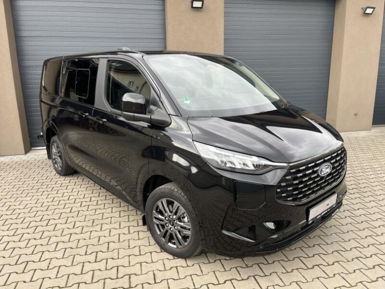 Ford Tourneo - hlavní foto