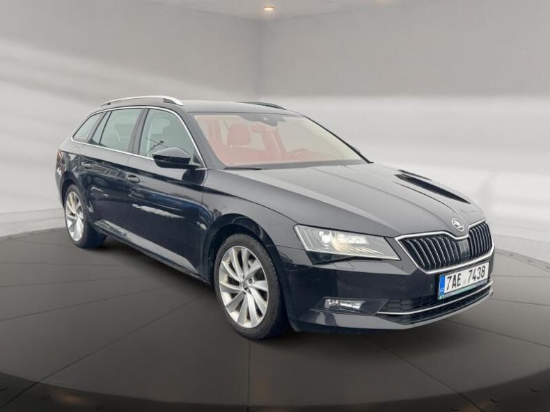Škoda Superb - hlavní fotka