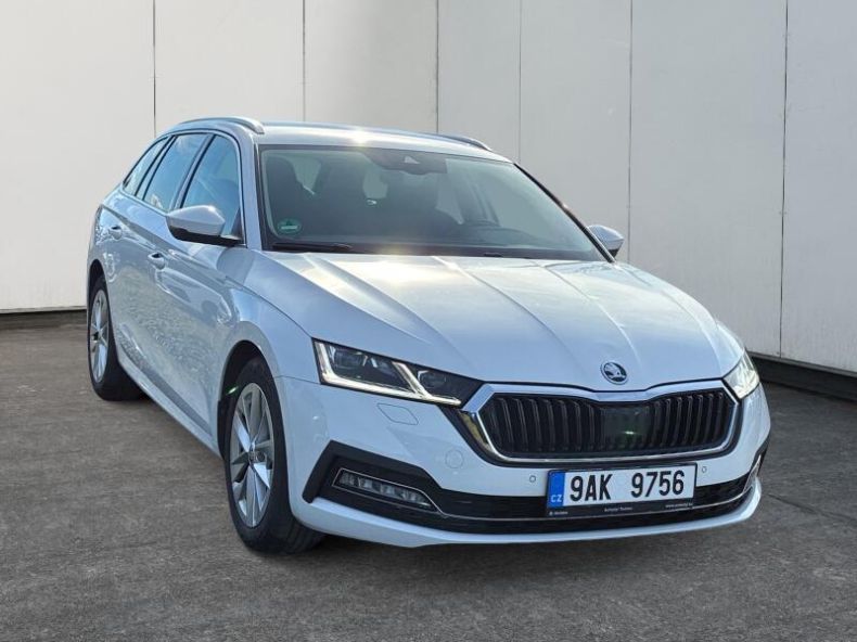 Škoda Octavia - hlavní fotka