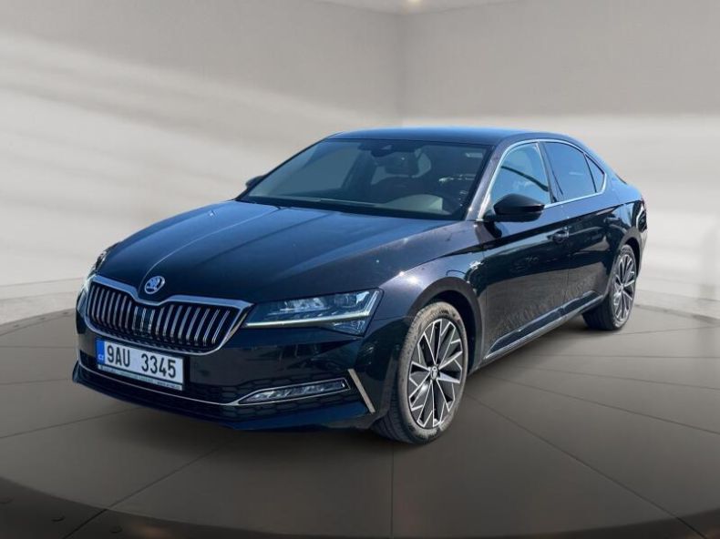 Škoda Superb - hlavní foto
