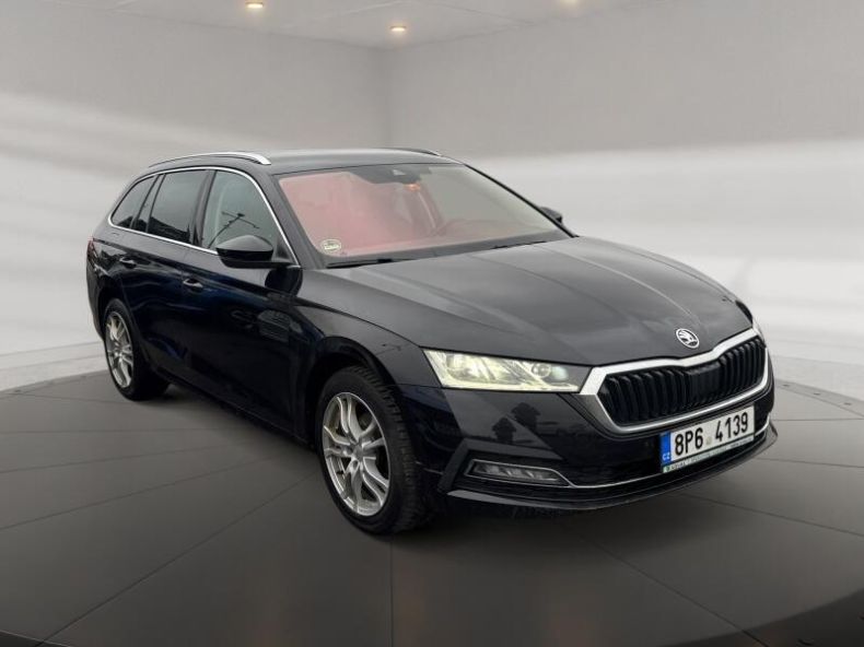 Škoda Octavia - hlavní fotka