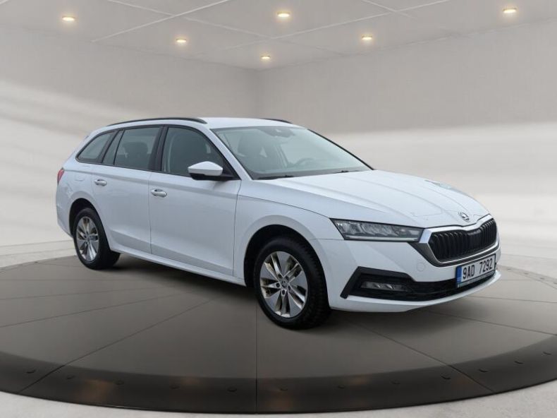 Škoda Octavia - hlavní fotka