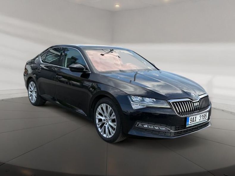 Škoda Superb - hlavní fotka