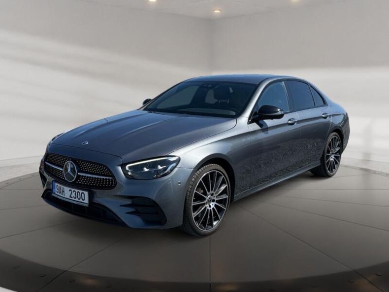 Mercedes Třída E - hlavní foto