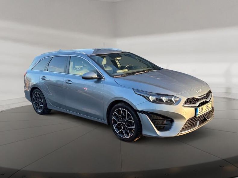 Kia Cee'd - hlavní fotka