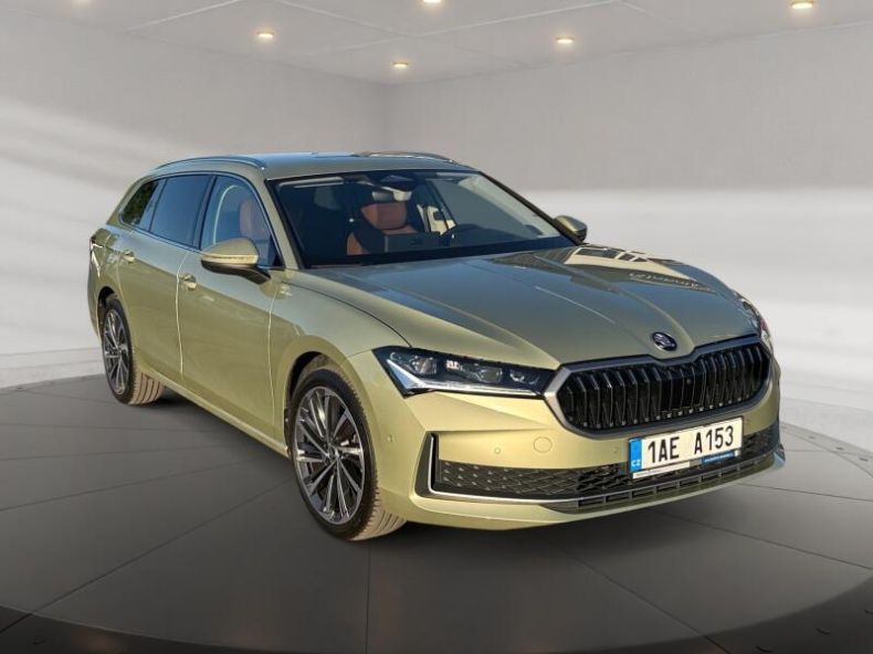 Škoda Superb - hlavní fotka