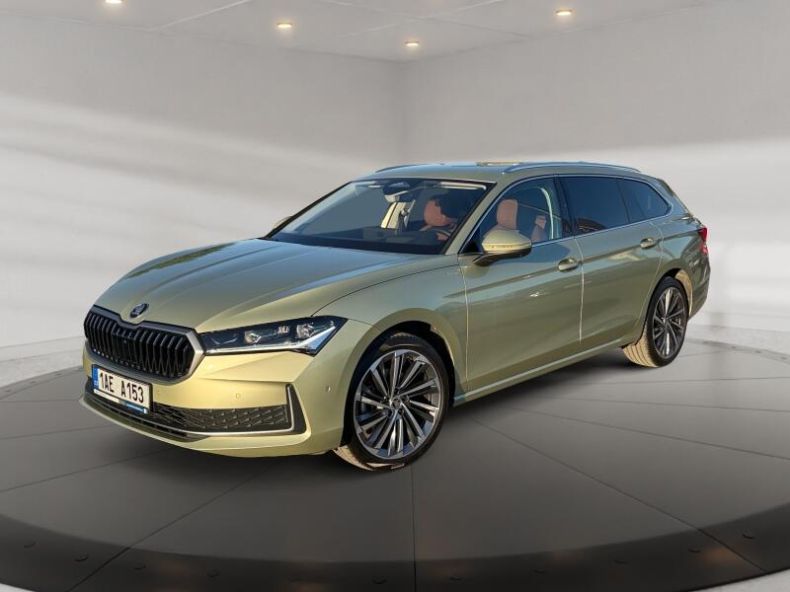 Škoda Superb - hlavní foto