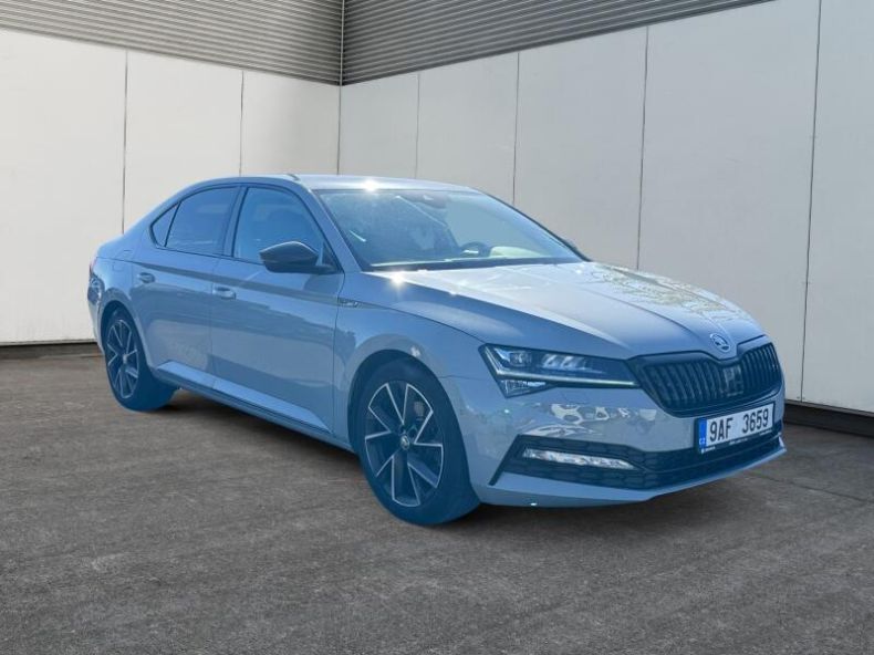 Škoda Superb - hlavní fotka
