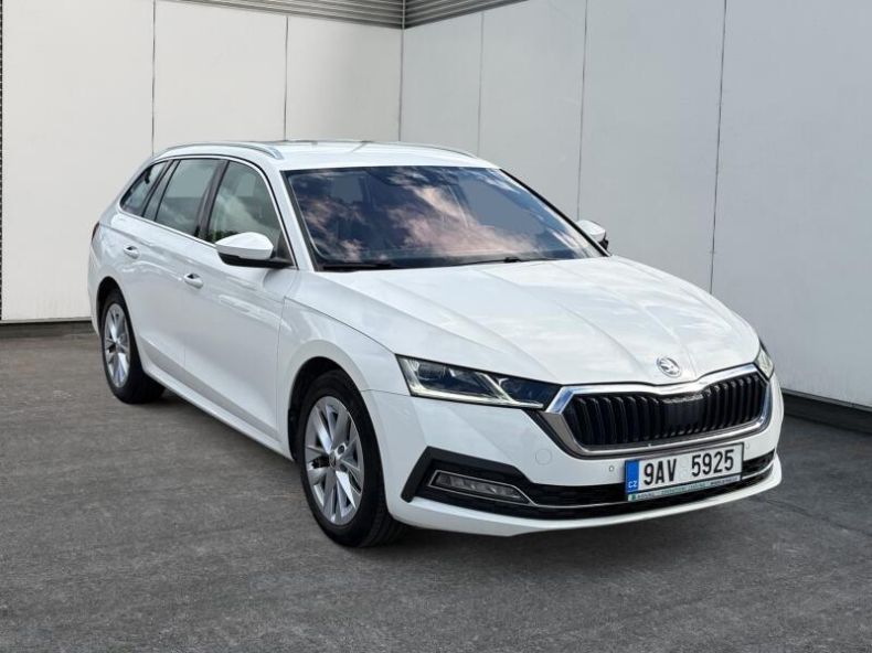 Škoda Octavia - hlavní fotka