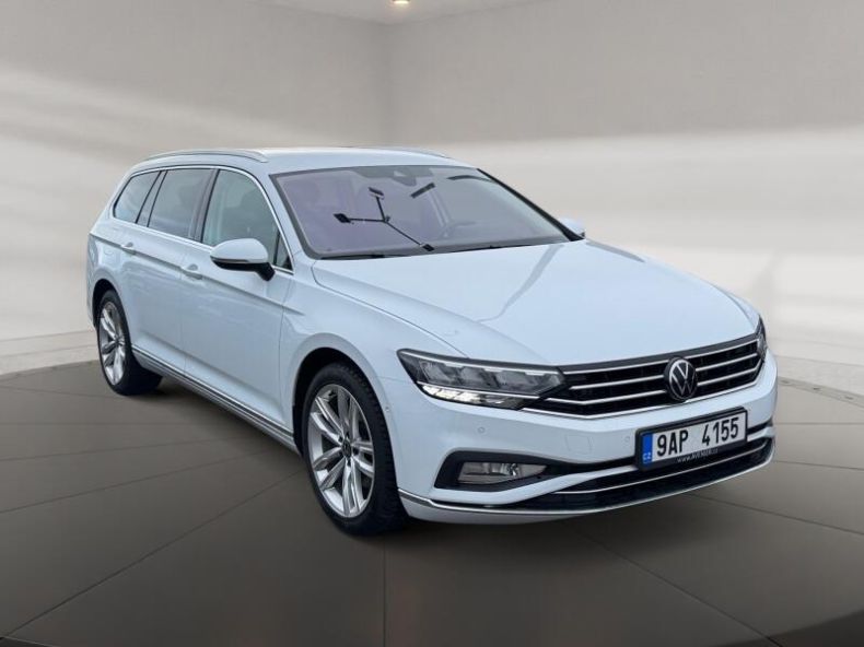 Volkswagen Passat - hlavní fotka