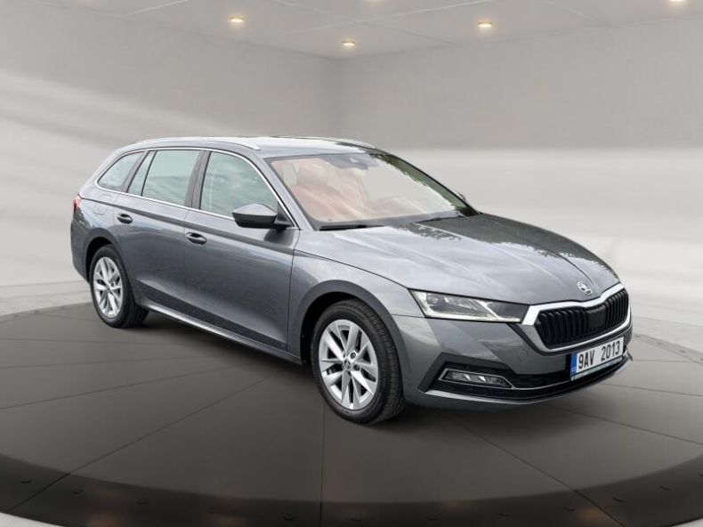 Škoda Octavia - hlavní fotka