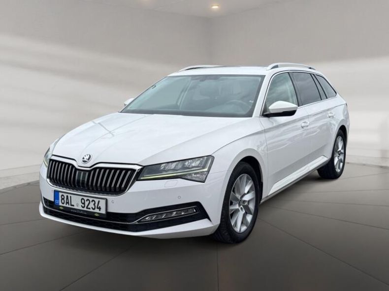 Škoda Superb - hlavní foto