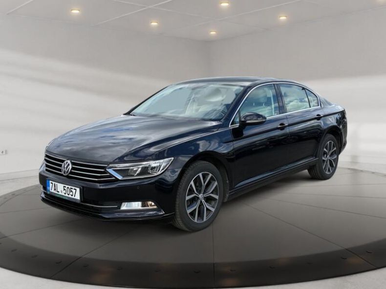 Volkswagen Passat - hlavní foto