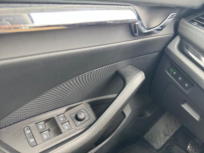Škoda Octavia - hlavní fotka
