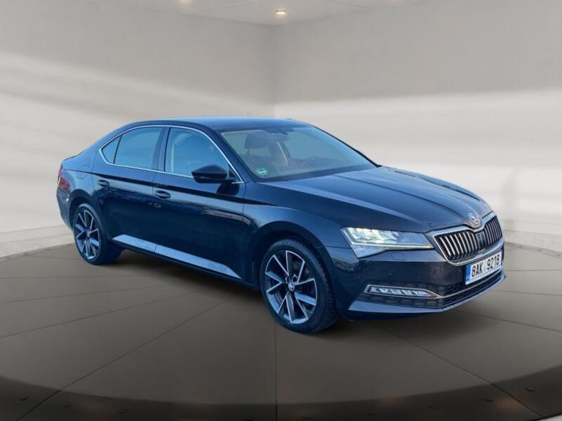Škoda Superb - hlavní fotka