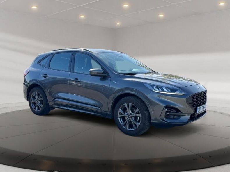 Ford Kuga - hlavní fotka