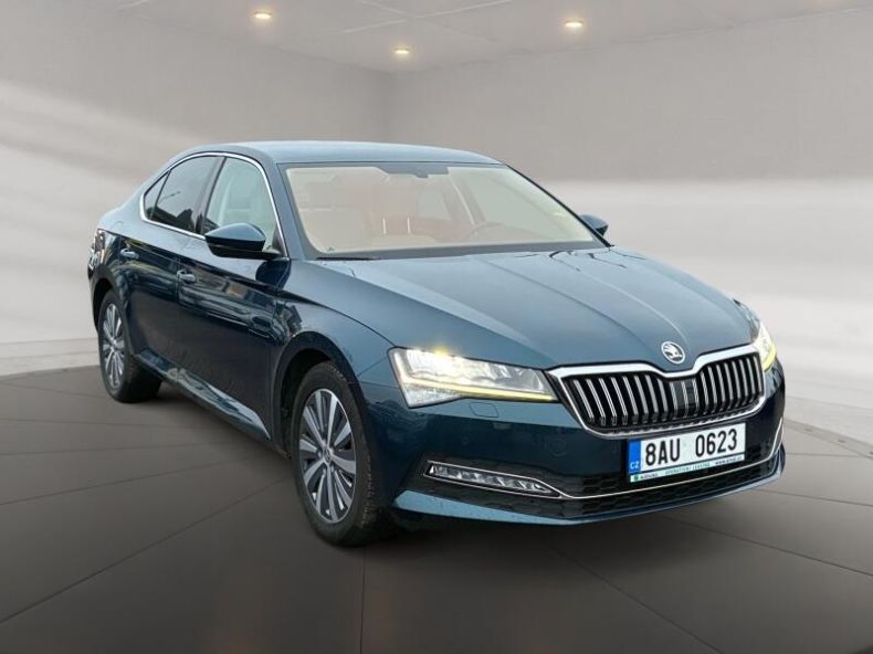 Škoda Superb - hlavní fotka