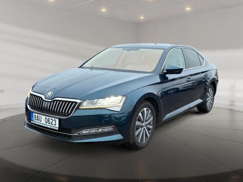 Škoda Superb - hlavní foto