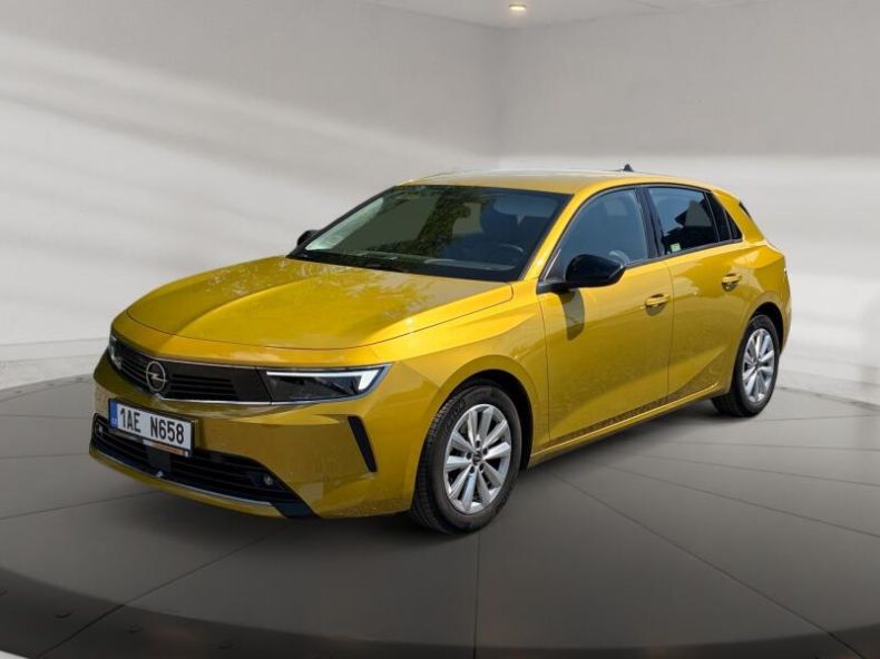 Opel Astra - hlavní foto
