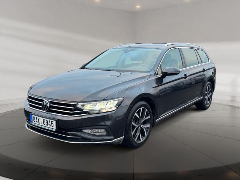 Volkswagen Passat - hlavní foto