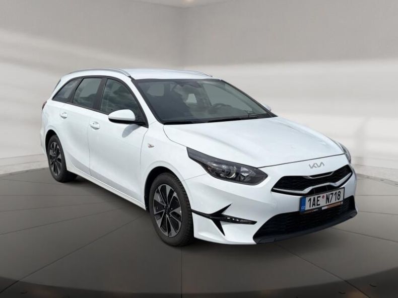Kia Cee'd - hlavní fotka