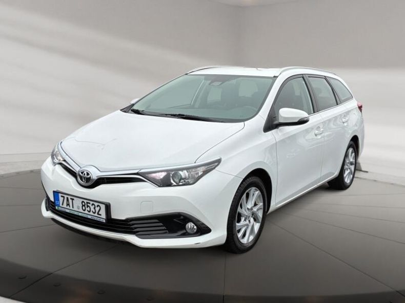 Toyota Auris - hlavní foto