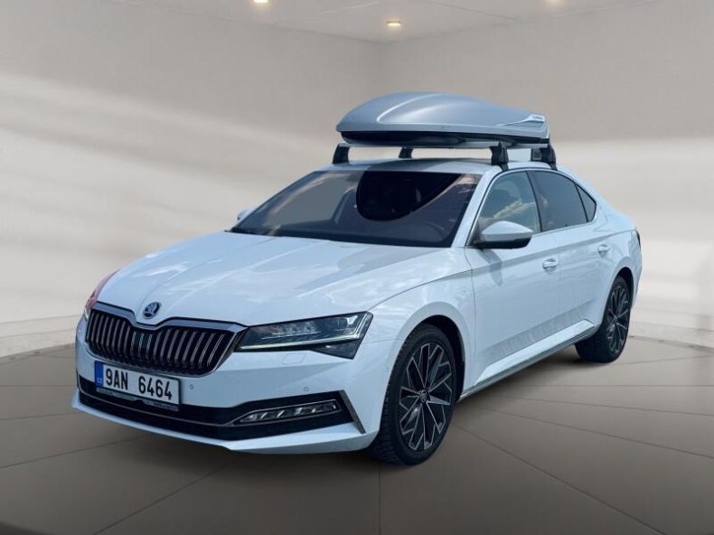 Škoda Superb - hlavní foto