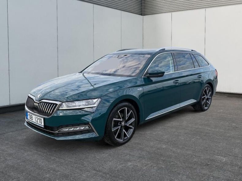 Škoda Superb - hlavní foto