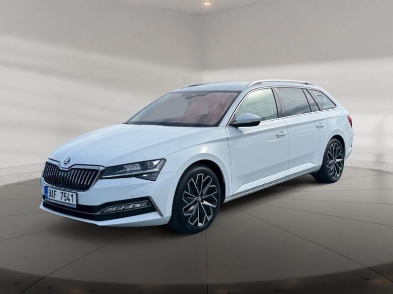 Škoda Superb - hlavní foto