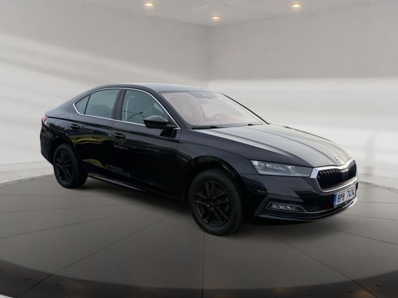 Škoda Octavia - hlavní fotka