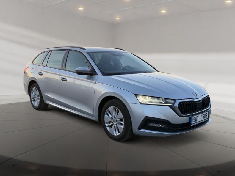 Škoda Octavia - hlavní fotka