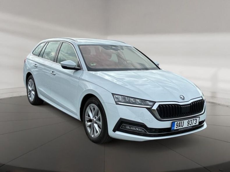 Škoda Octavia - hlavní fotka
