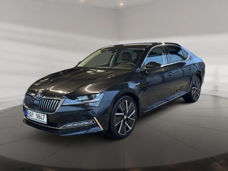 Škoda Superb - hlavní foto