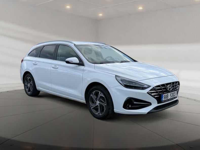 Hyundai i30 - hlavní fotka