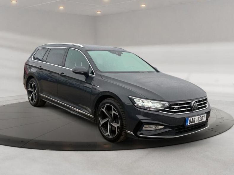 Volkswagen Passat - hlavní fotka