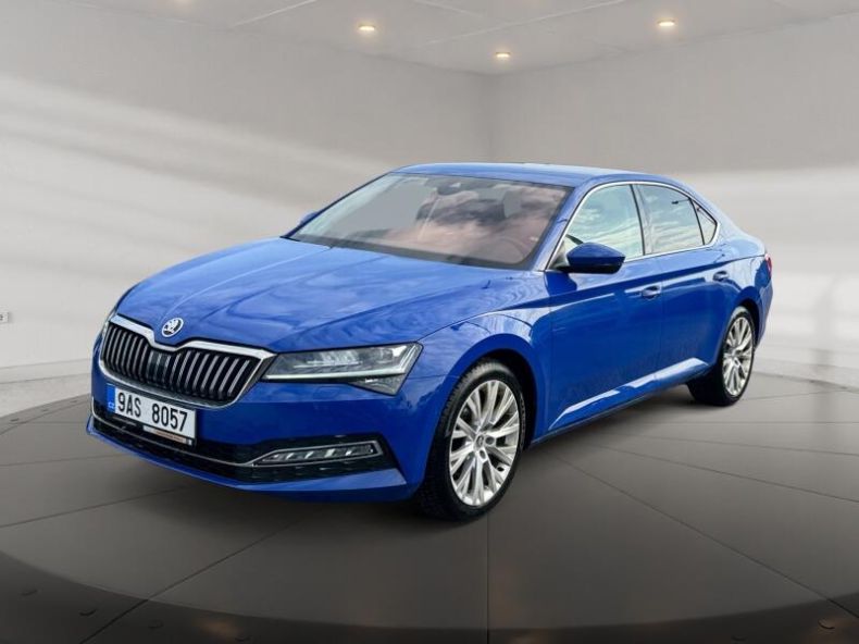 Škoda Superb - hlavní foto